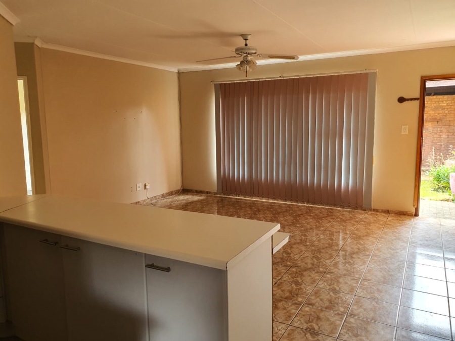 2 Bedroom Property for Sale in Pellissier Free State